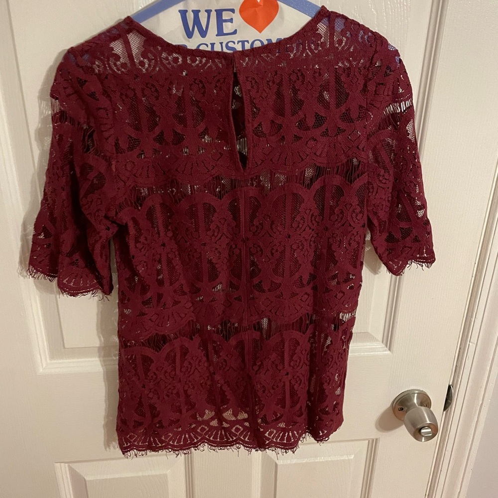 Maroon Lace Bcbgeneration Top - image 7